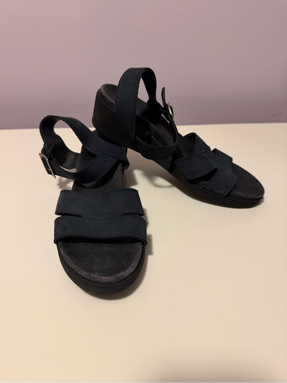 Women's Rockport Black‎ Strappy Buckle Sandals Low Heel size 8.5